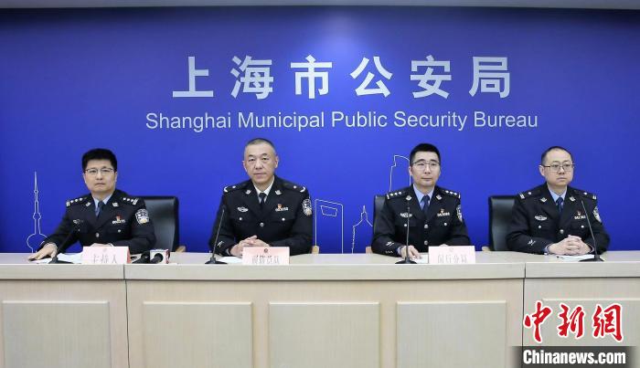 “九龍玉璽”“千里江山圖”批量購？“古董局中局”詐騙逾千萬元